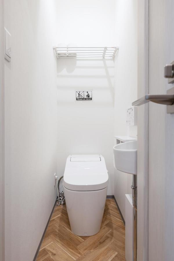 bnb+ Kanda Terrace Ogawamachi Tokyo Bagian luar foto